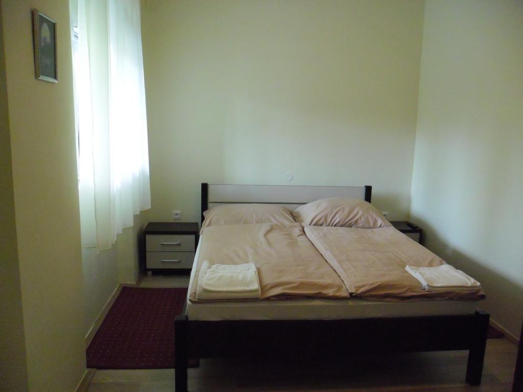 Hotel Family Balatonföldvár Chambre photo