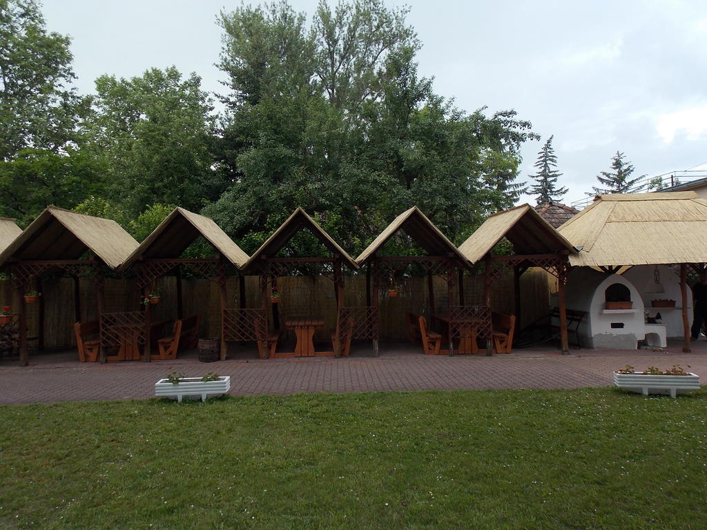 Hotel Family Balatonföldvár Extérieur photo