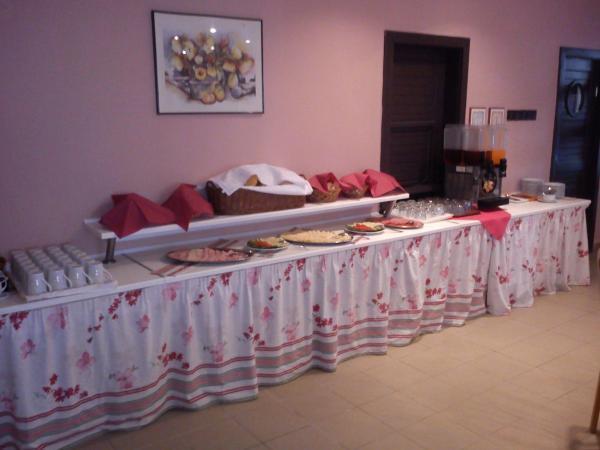 Hotel Family Balatonföldvár Extérieur photo